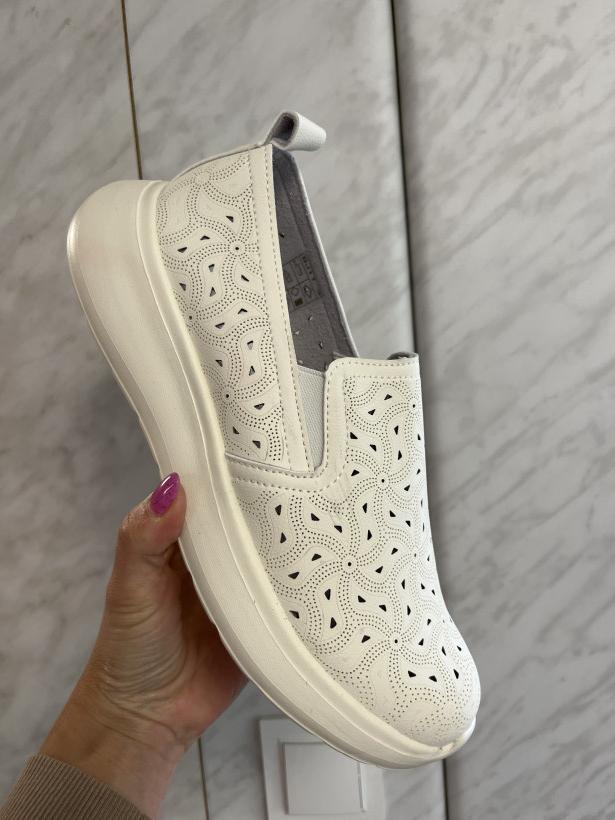 Lato 19 mokasyn wsuwany biały Haidra BJ11-3 Beige