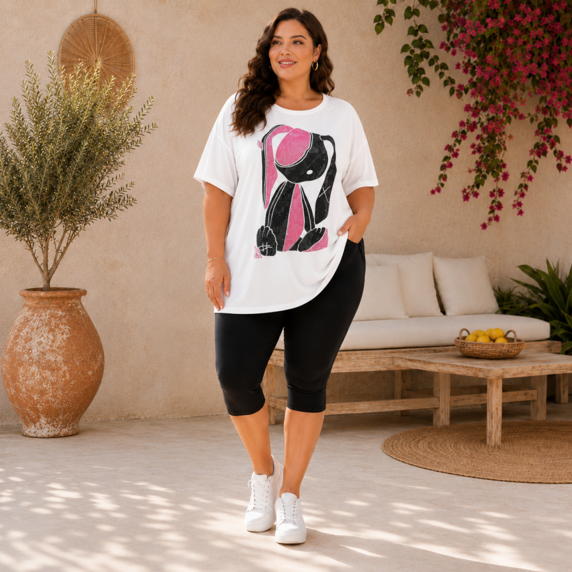 Bawełniana bluzka plus size z cyrkoniowym królikiem – biała / czarna