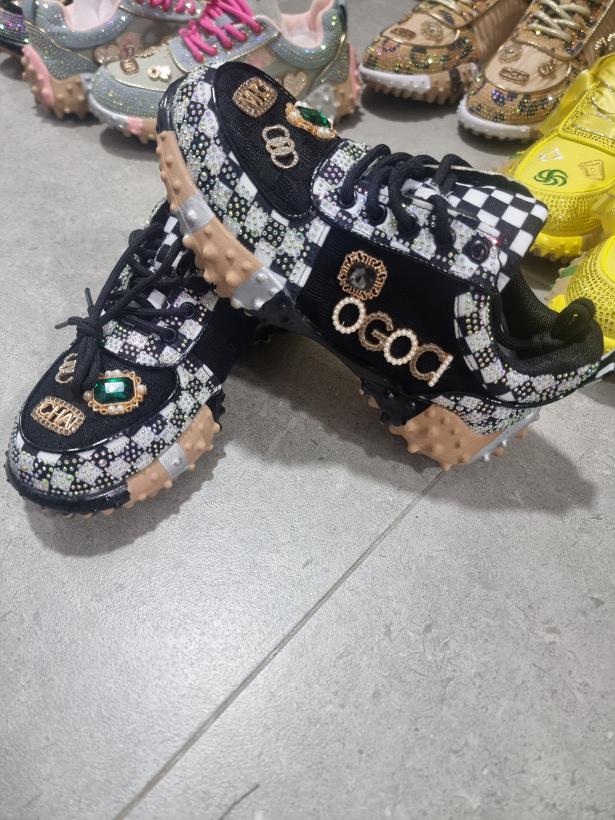 Sapatilha brilho preta xadrez