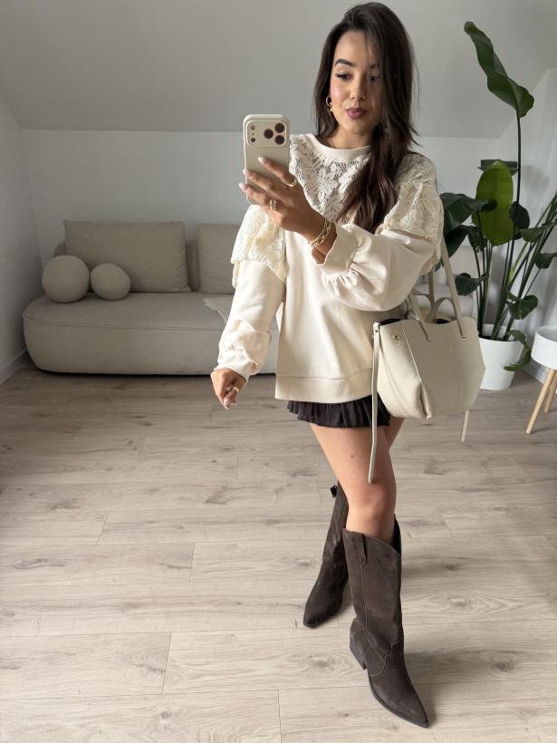 SWETEREK CINDY