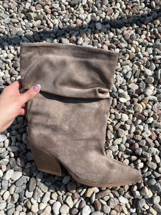 GRACJA 17 botek ideal Shoes 2581a khaki botek szeroka cholewka