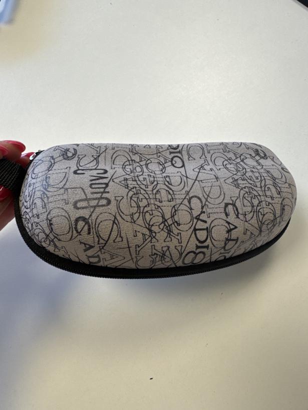 Pokrowiec etui do okularów wzór z napisami