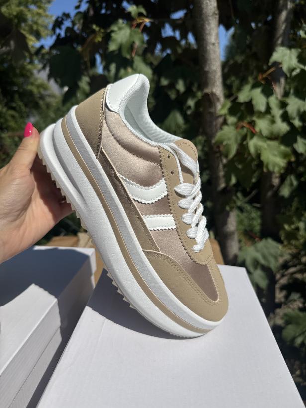 Sportowe 10 Adidas wysoki beżowo biały A026 khaki 