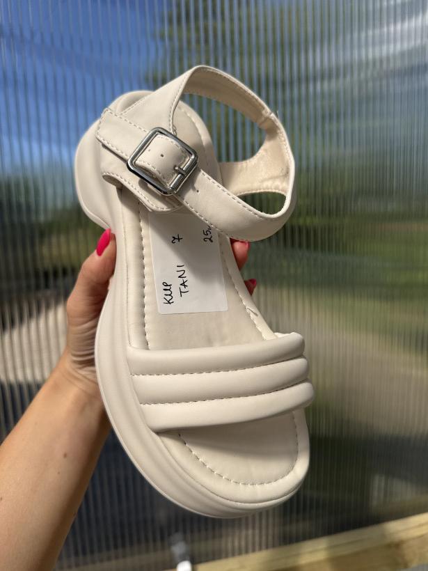 Tani 7 sandał piankowy platforma bez Beat Shoes YL-3Q72-13 beige 