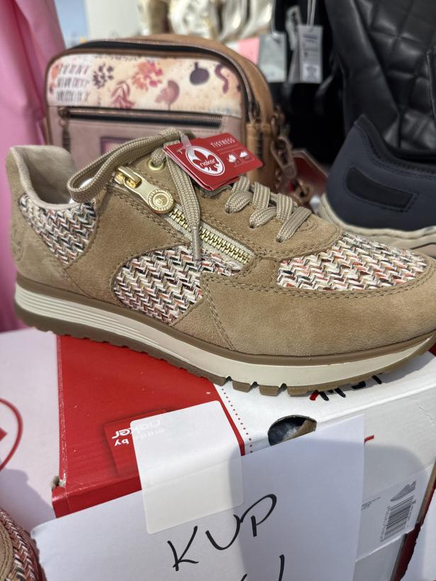 Riki 3 Adidas beżowy pleciony z zamkiem 49010-62