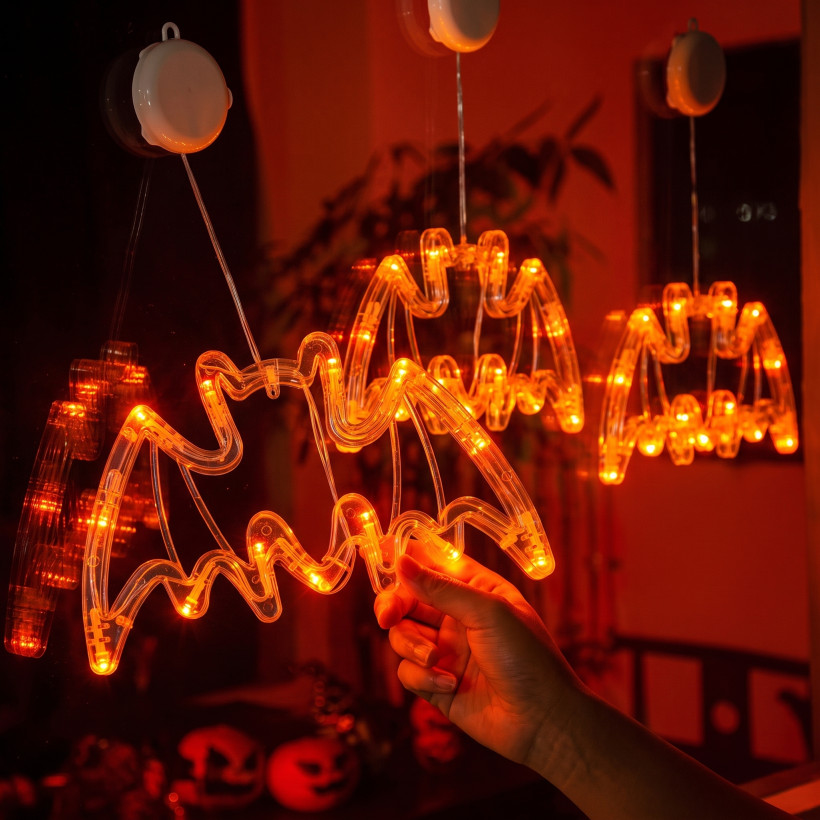 Dekoracja Led na okno halloween z przyssawką Nietoperz