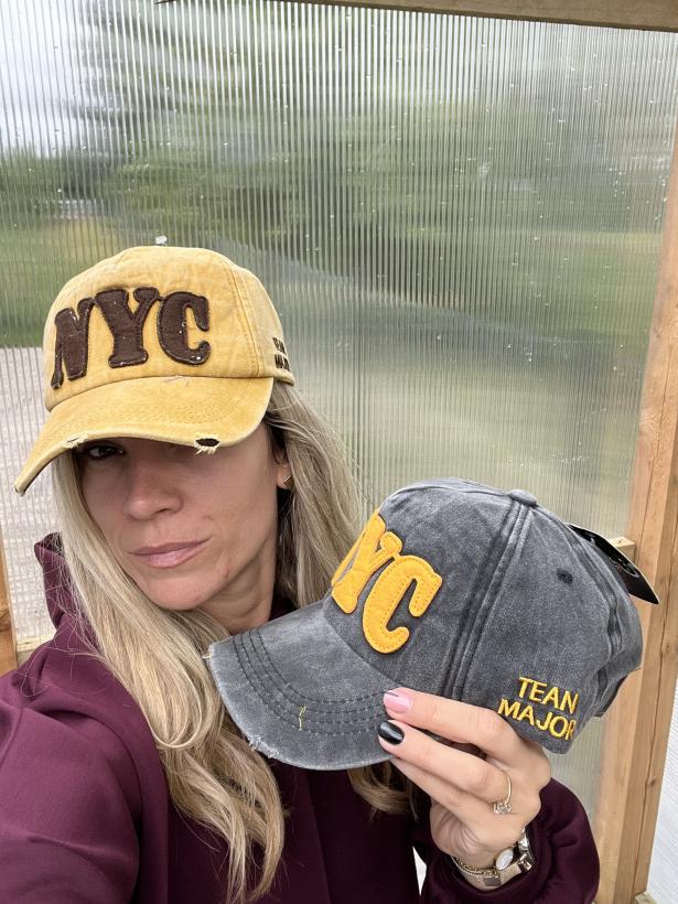 NYC czapka z daszkiem oksydowana z przetarciami i napisem NYC