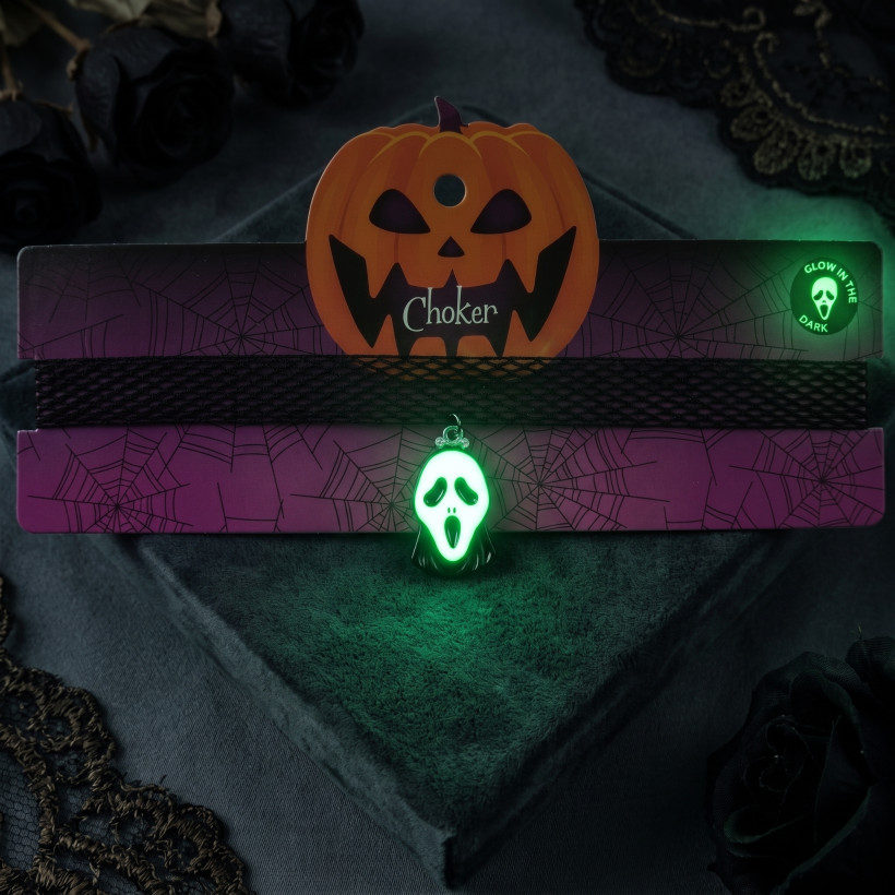 Choker Halloween z zawieszką Ghostface świecący w ciemności