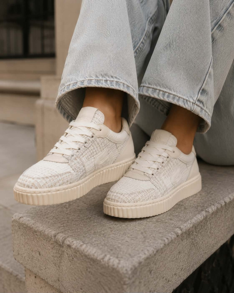 WYPRZEDAŻ Sportowe damskie sneakersy Goodin HX7204 tkanina krem
