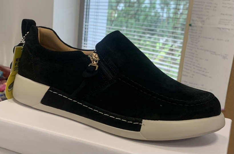 Buty zamszowe wsuwane - wkładka ortopedyczna -38- czarne - 18284