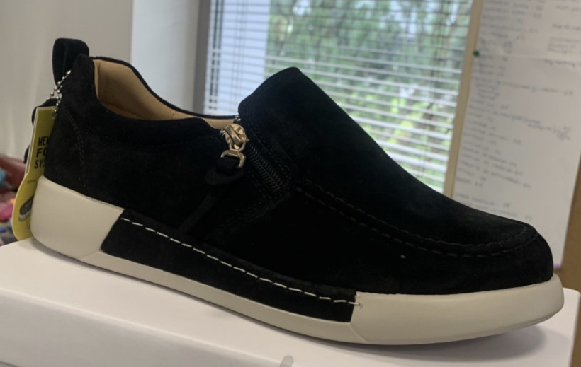 Buty zamszowe wsuwane - wkładka ortopedyczna -37- czarne - 18284
