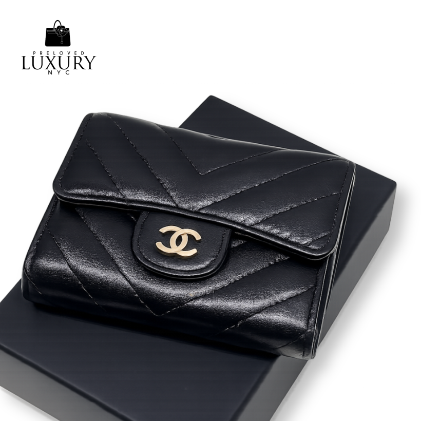 CHANEL Timeless Classic Line Lambskin Wallet (81900)