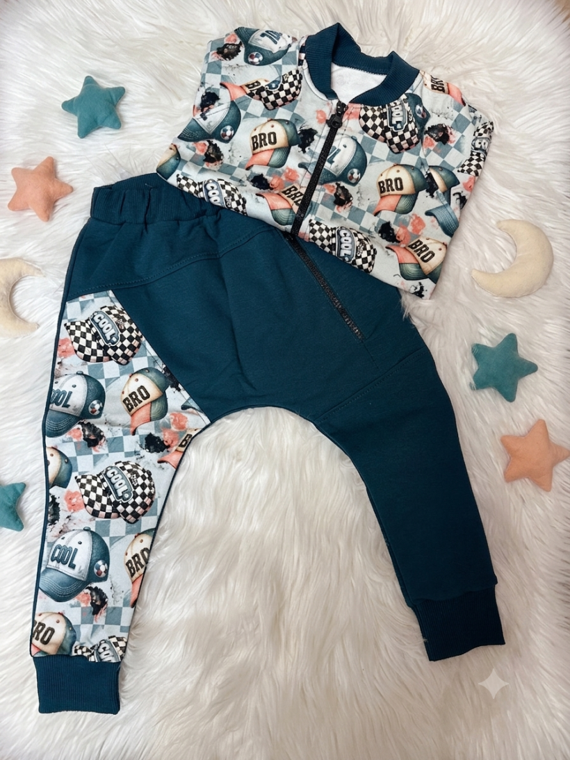 DRES CZAPKI BLUZA ROZPINANA  + SPODNIE  LE BEBE