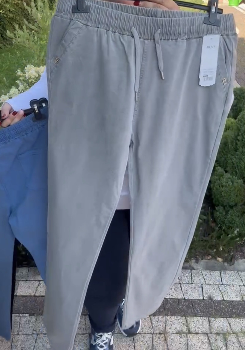 Spodnie jednokolorowe na gumie, must, rozm. 5xl/6xl - 1021 - popiel