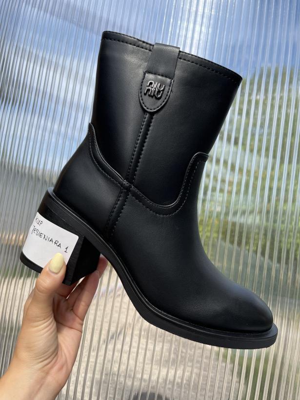 JESIENIARA 1 botek lucky shoes d-90 black czarny botek na klocku