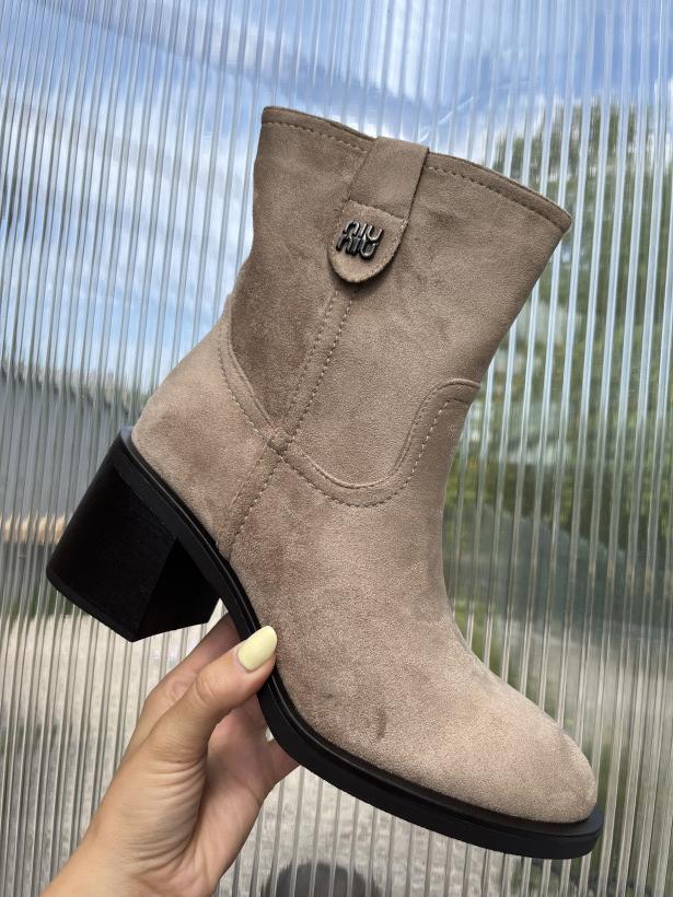 JESIENIARA 2 botek lucky Shoes d-90 khaki beżowy botek na klocku 