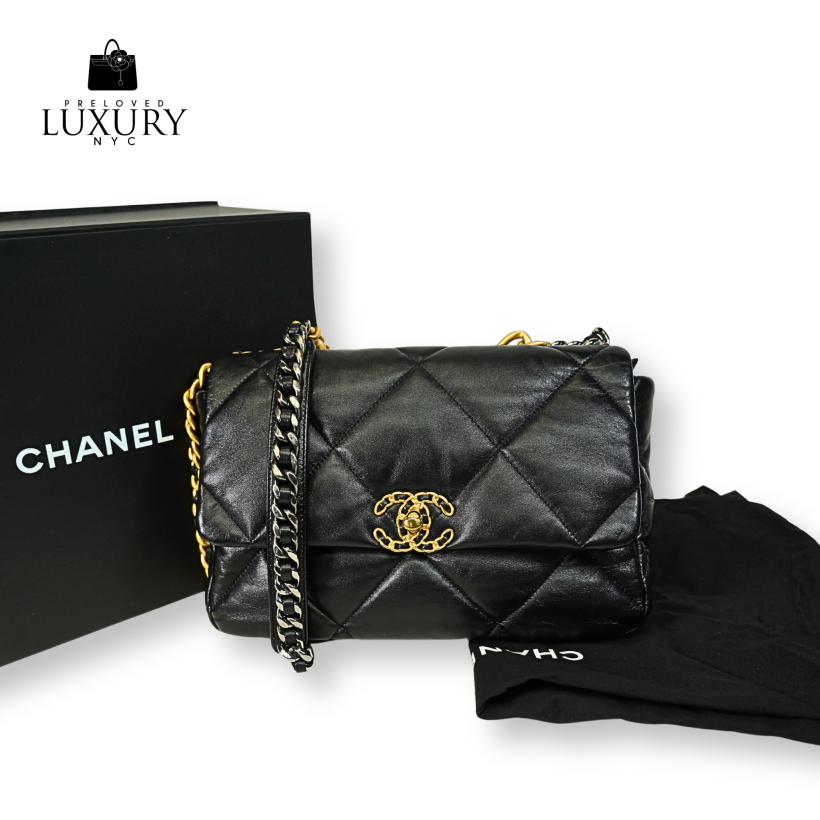 CHANEL 19 Large Microchip Bag