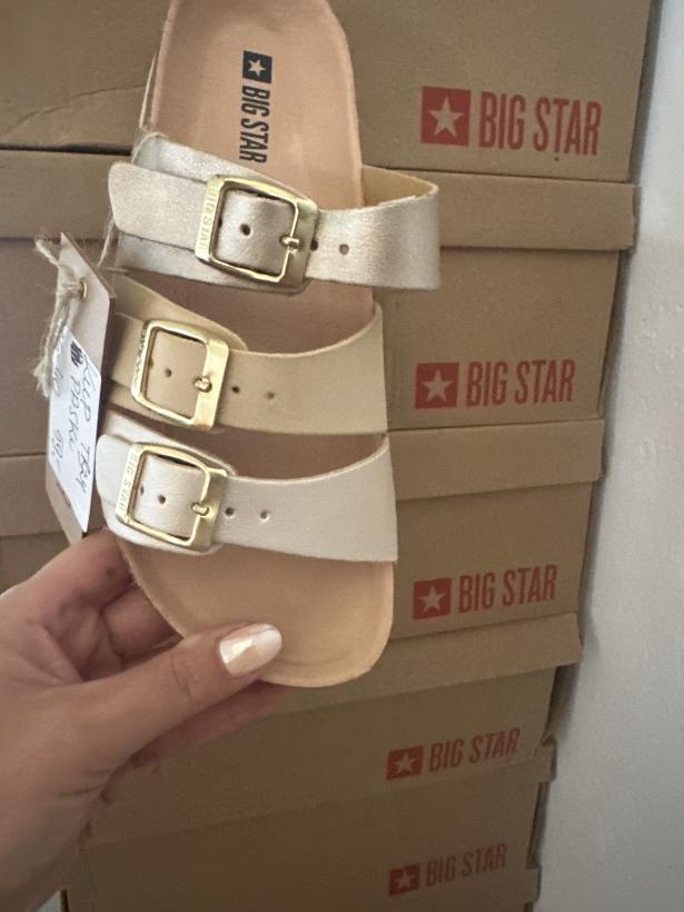 TRZY PASKI laczek big star hh274585 złoty beżowy laczek z trzema klamrami korem