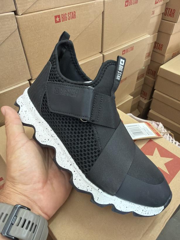 BEST 21 big star adidas KK274547 czarny kropki na rzep