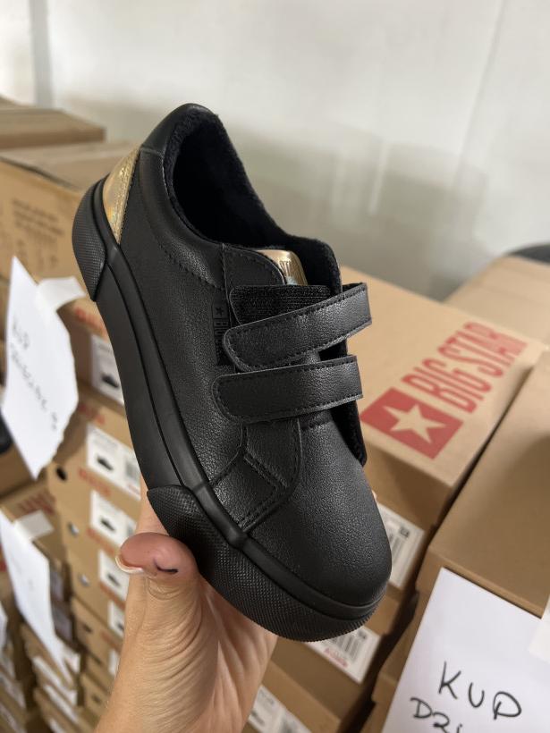 dzieciak 9 adidas czarny na rzep eko oo374230