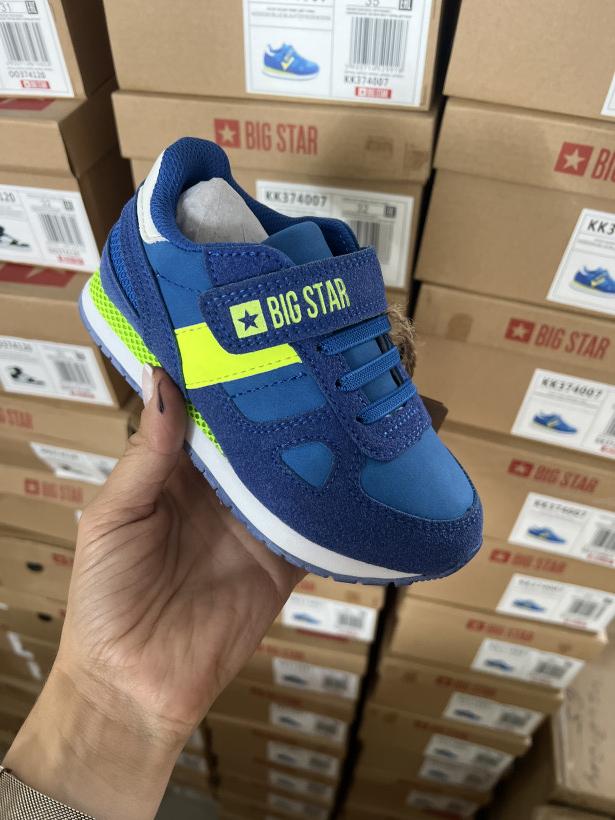 dzieciak 7 adidas niebieski gumki kk374007