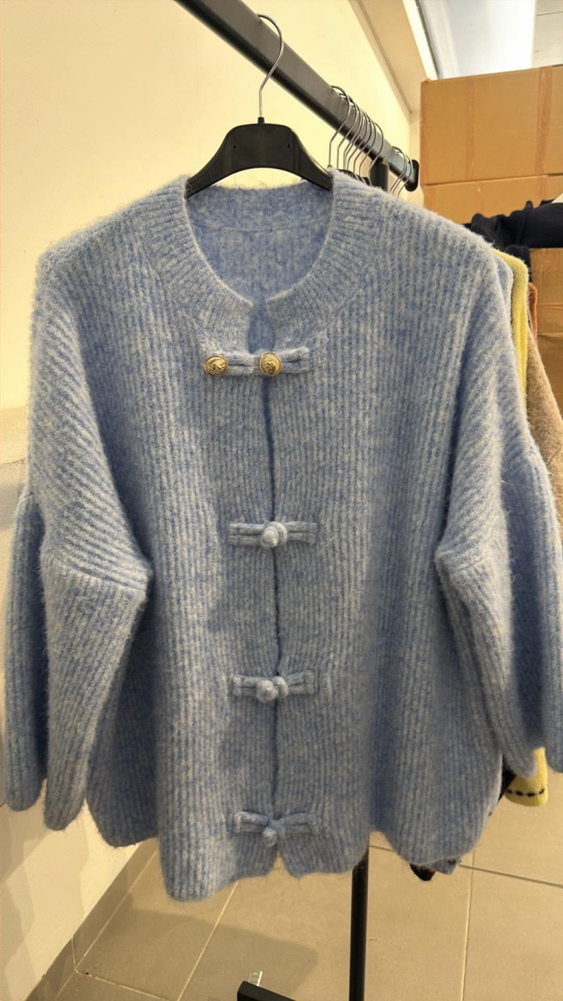 Italia nr 18 - Sweter / żakiet dzianinowy, japońskie zapięcie - order - 19000 -