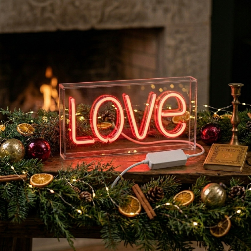 Neon LED LOVE– dekoracyjna lampka świąteczna USB, czerwone światło