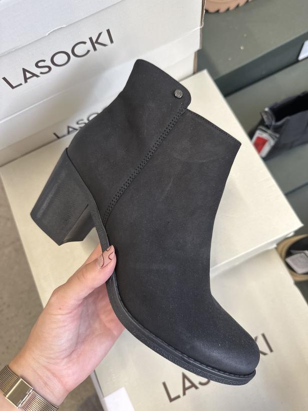 LAS 19 botek Lasocki t38-01 czarny botek na klocku