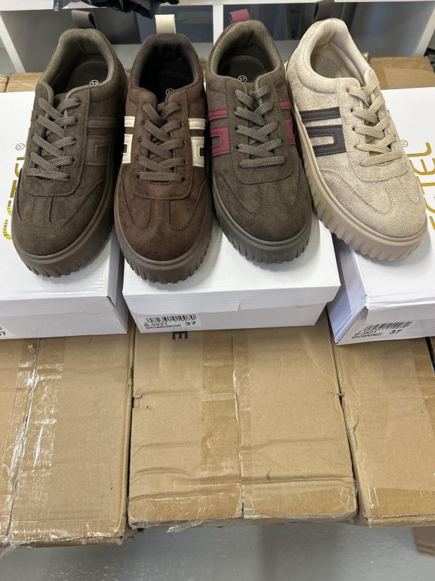 Teo 2  adidas 4 kolory  gelteo B-3521
