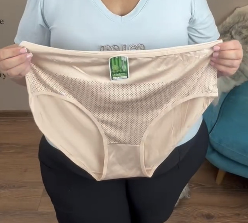 Majtki bambusowe na przodzie kropeczki - 4/5 xl // 5/6 xl  -  3236