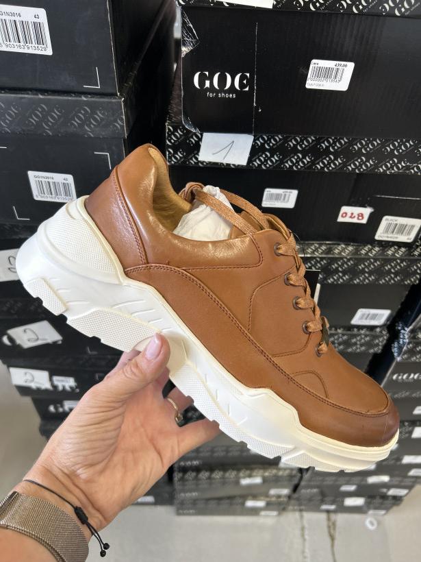 meskie 2-skórzany adidas brązowy męski goe, czarne kartony GG1N3016
