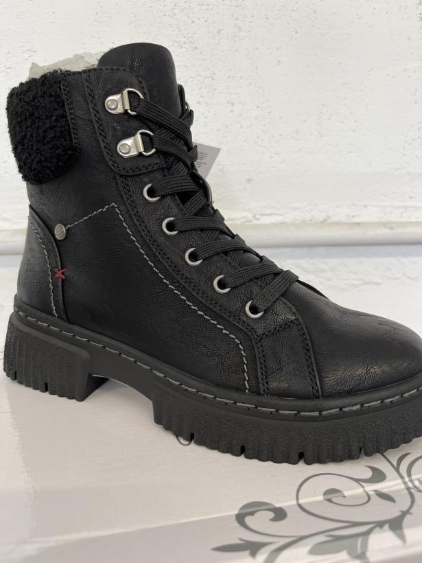 Goodin 7 traper czarny z kożuszkiem GD-WL-84 black