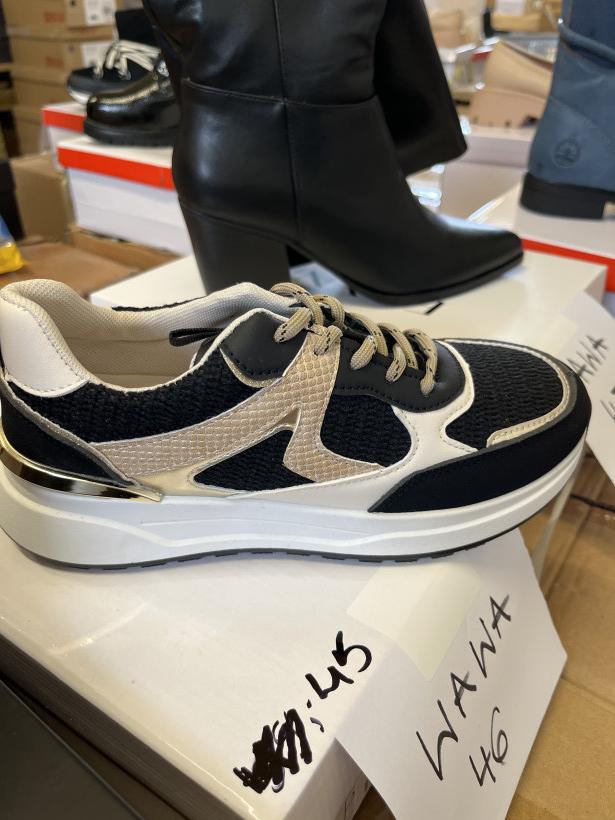 Wawa 46 adidas czarno beżowo złoty 9207 noir