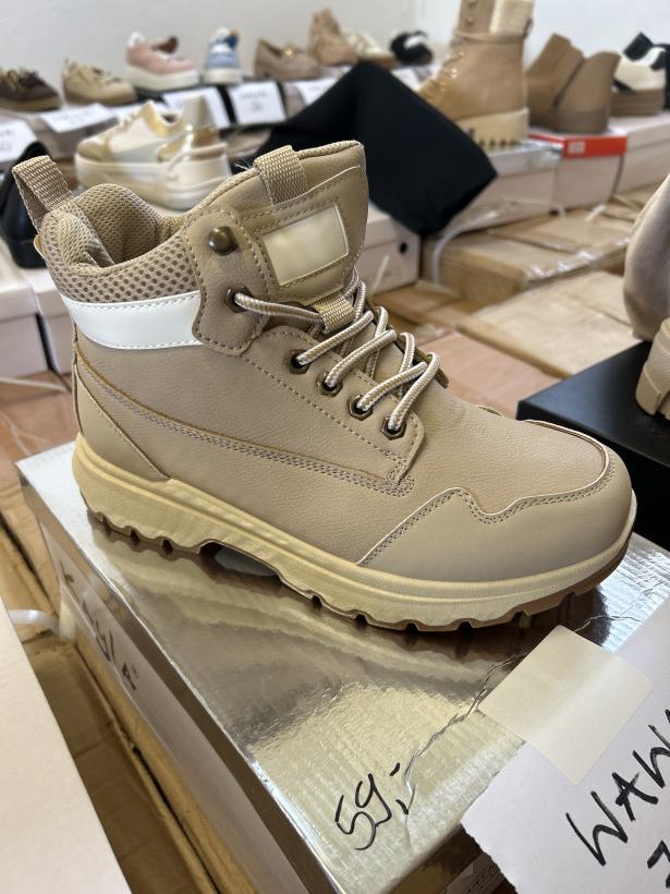 Wawa 73 traper beżowy wiązany lx-325 beige