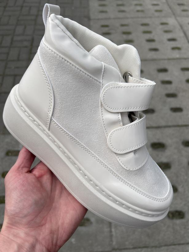 SS 19- Seastar śmietankowy but na rzepy BL557/P BEIGE