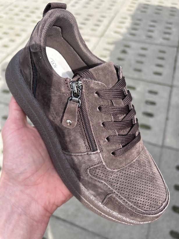ENPLUS 8- czekoladowy adidas z zamkiem FL991-1 COFFEE