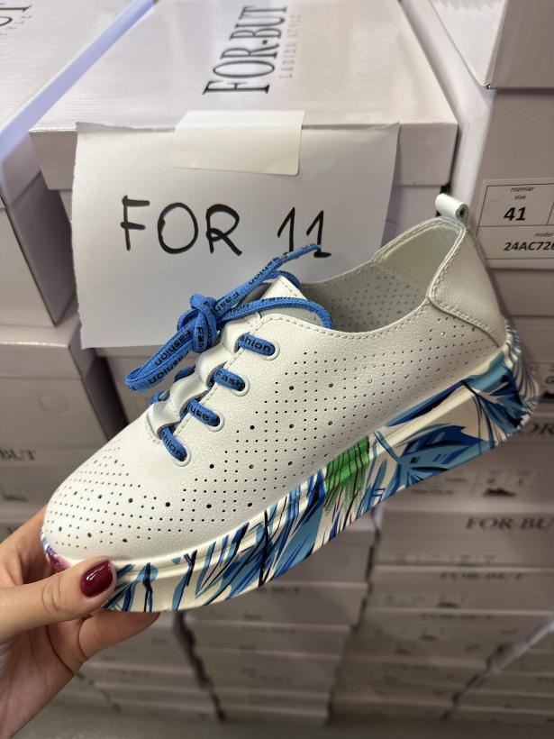 FOR 11 adidas biały dziurkowany z kolorową podeszwą niebieską for-but f24101 white/blue