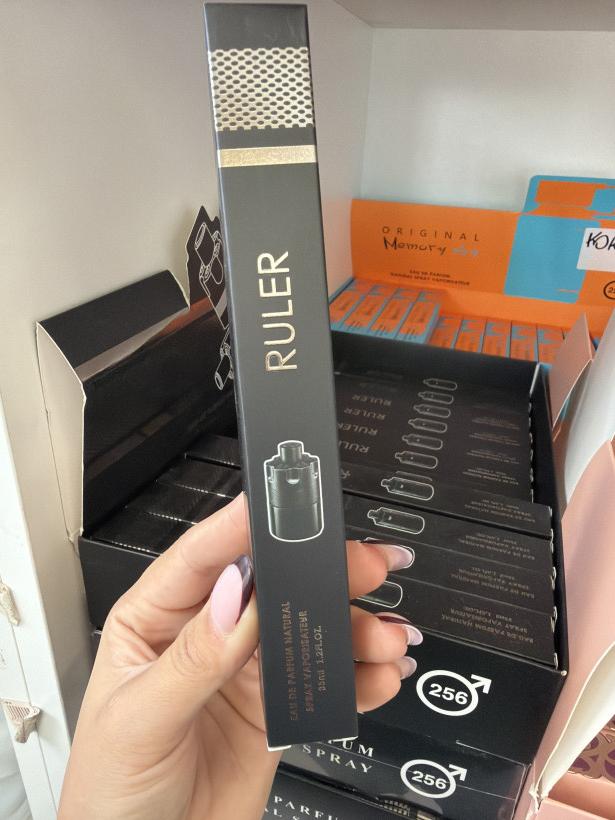 Ruler perfumetka męska jasna i ciemna 33ml