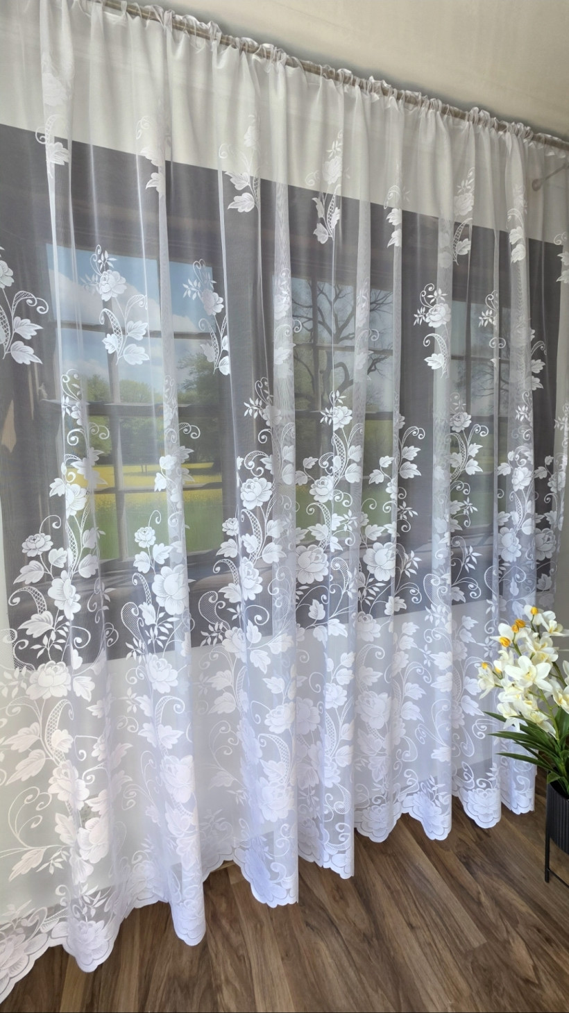 Firanka żakard 460x245cm w kwiaty na taśmie 