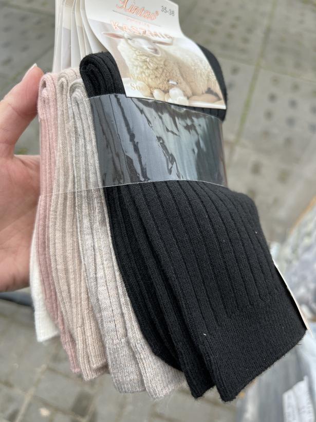 Delikatne skarpetki wysokie prążek z Kaszmirem 5-pak