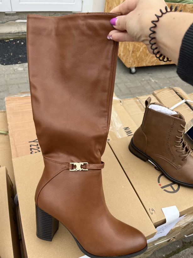 Tani 13 kozak brązowy wysoki na czarnym obcasie Shoes YZ23-41 camel