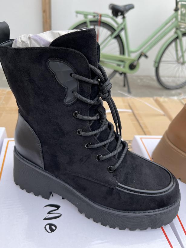 Tani 26 traper czarny z motylkiem kolo sznurowek laczone materiały Super Me XJ-973 Black