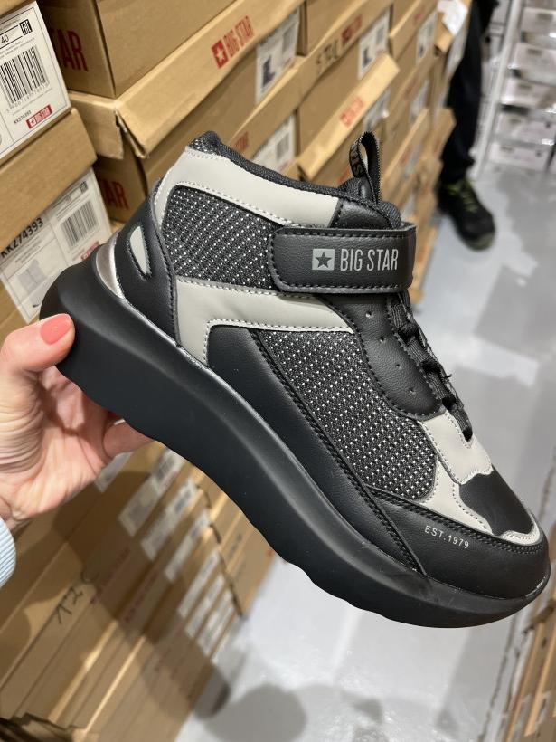 star 19 adidas czarno szary KK274403 czarny