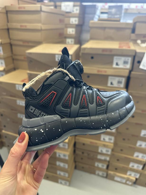 BAMBIK 32 Adidas ocieplany czarny regulowany pokrętłem big star OO374179