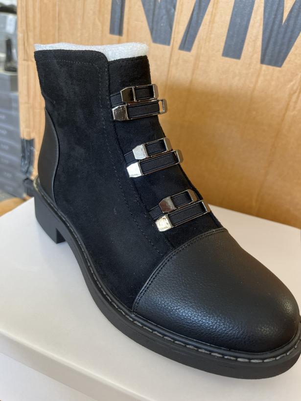 Dasz 4 botek czarny zapinany ozdobne gumki Daszyński SA252-4 Black