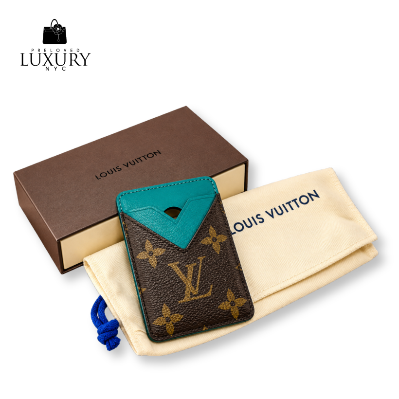 LOUIS VUITTON Porto Carte Magnet