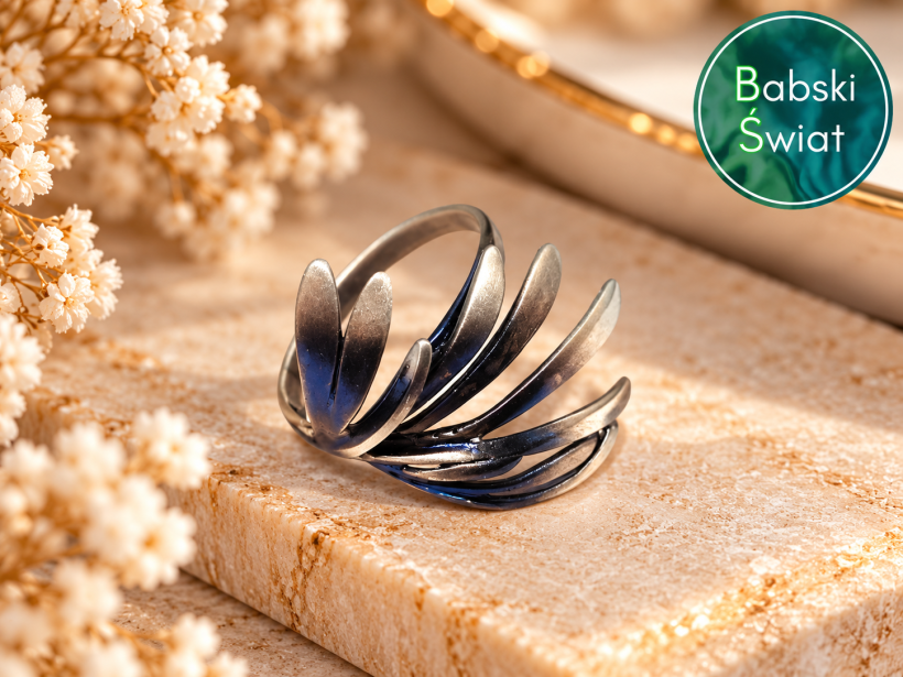 SREBRO 925 pierścionek granatowa kaskada r. 16
