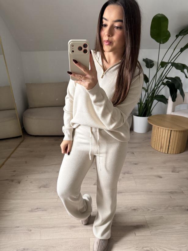 2 KOMPLET EVELA