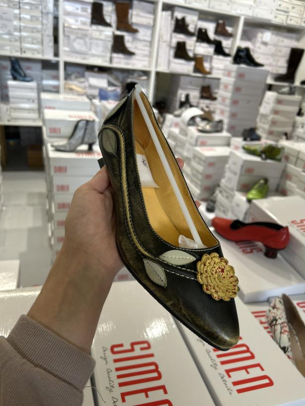  wiosna 9 - simen polskie buty skora wyjatkowe modele  premium wiosenne 1172A czarno zielony kwiat 