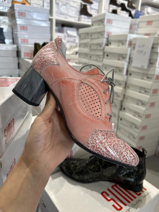 wiosna 12- simen polskie buty skora wyjatkowe modele premium 231A różowy na szarym obcasie wiązany